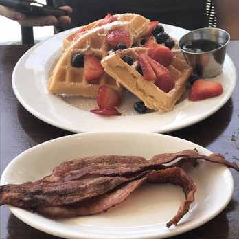 Blue Daisy - Waffles with strawberries and berries and bacon - Creperies Near Me - Santa Monica, California