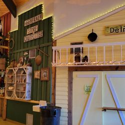 Mountain Christmas Boutique