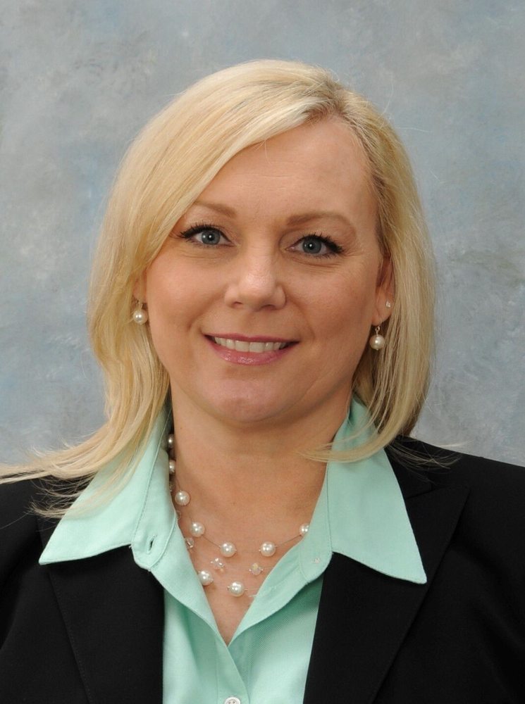 THERESA HANNAH BAIRD & WARNER LIBERTYVILLE Updated July 2024 216