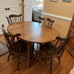 LowCountry Consignment - maple table and 4 chairs. Table comes with a leaf.