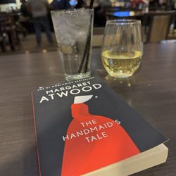 Teddy's Lounge | New Town - Moscato and introvert socializing in the corner.