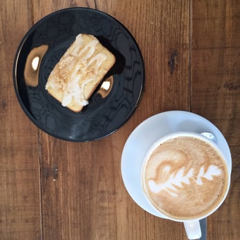 Le Brûloir - Latte and Gateau Quatre Quart! - Coffee & Tea Near Me - Montreal, Quebec