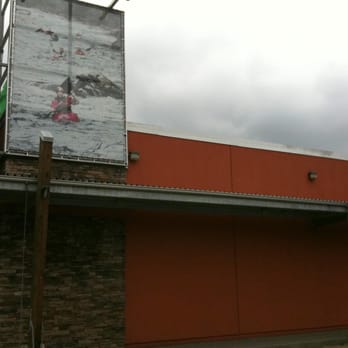 MEC North Vancouver - Outdoor Gear Near Me - North Vancouver, British Columbia MEC North Vancouver - Outdoor Gear Near Me - North Vancouver, British Columbia