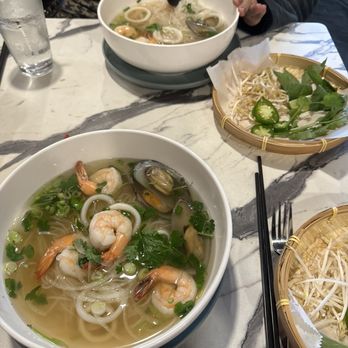 Pho Vanhly Asian Bistro - Nice fresh and hot loved it - Noodles Near Me - Wilmington, North Carolina Pho Vanhly Asian Bistro - Nice fresh and hot loved it - Noodles Near Me - Wilmington, North Carolina