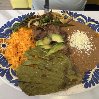 Amanecer Cocina & Café - Gordon - CARNE ASADA - Mexican Near Me - Wilmington, North Carolina Amanecer Cocina & Café - Gordon - CARNE ASADA - Mexican Near Me - Wilmington, North Carolina