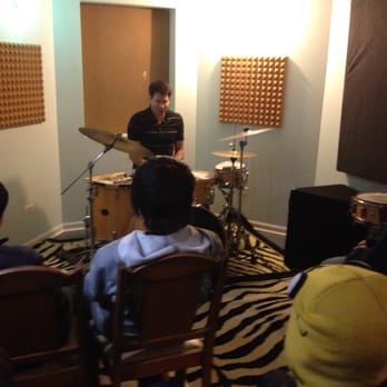 Drum Chicago - Drum Chicago hosts a drum clinic with Johnny Rabb - Musical Instruments & Teachers Near Me - Chicago, Illinois