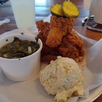 Tumble 22 Chicken Joint - 1/4 dark meat with potatoe salad and collard greens - Chicken Wings Near Me - Austin, Texas