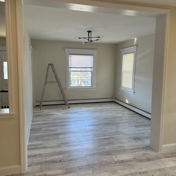 The Beaver Contractor - Dinning room - Painters Near Me