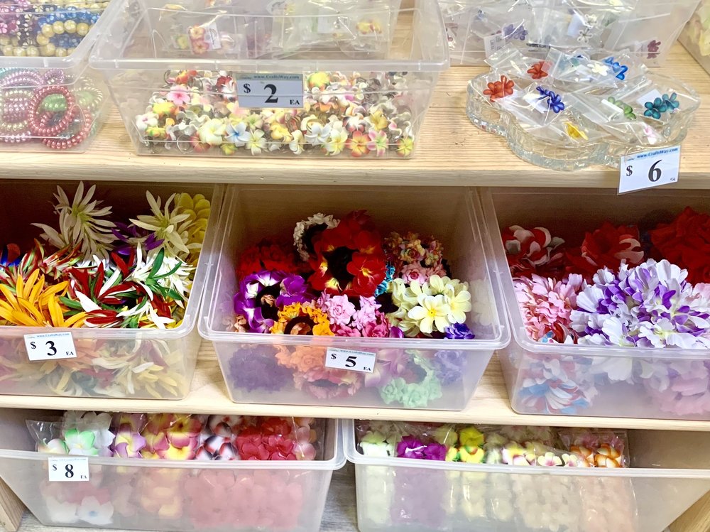 Photos of CRAFTS WAY HALE OHANA MARKET PLACE Updated August 2024 26 Photos 333 Ward Ave