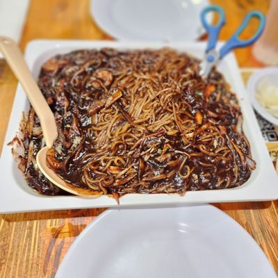 Dong Bo Sung by null