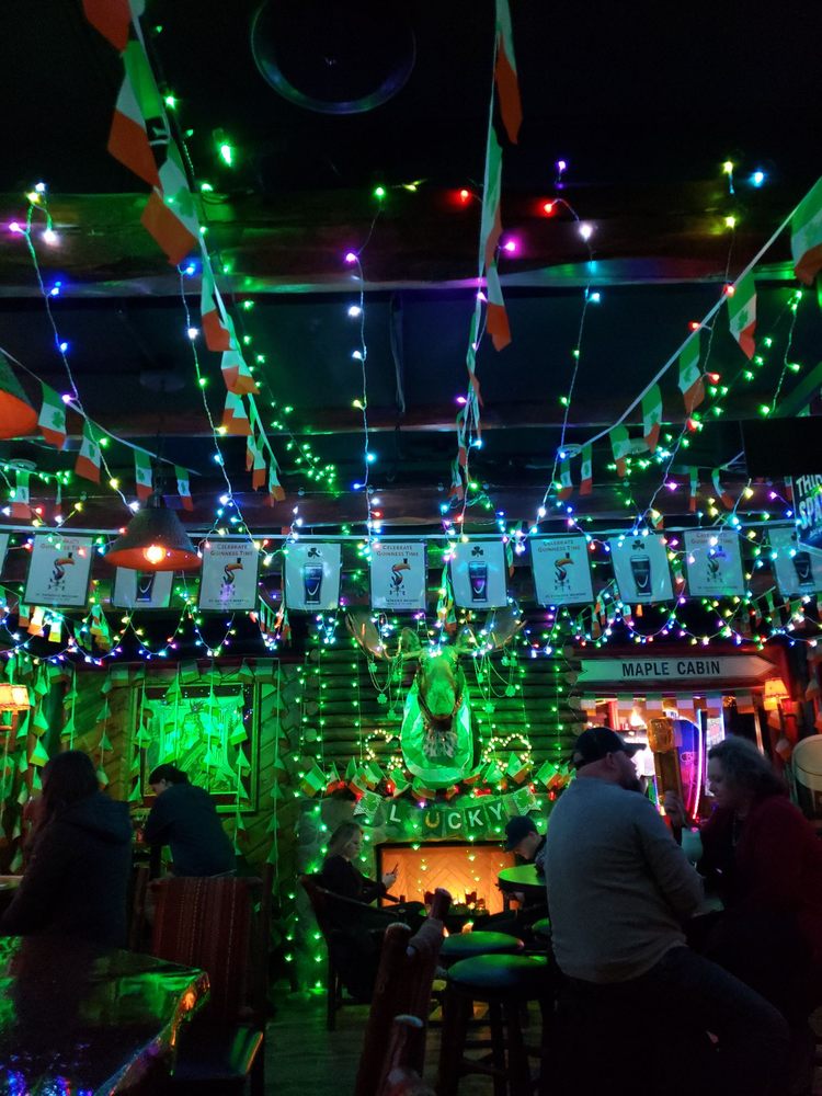 Camp Bar Shorewood 68 Photos 89 Reviews Bars 4044 N Oakland Ave Shorewood Wi Phone Number Menu