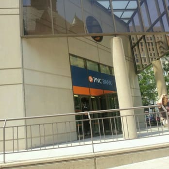 PNC Bank - Banks & Credit Unions Near Me - Milwaukee, Wisconsin PNC Bank - Banks & Credit Unions Near Me - Milwaukee, Wisconsin