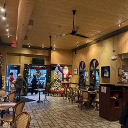 City Coffee & Crêperie