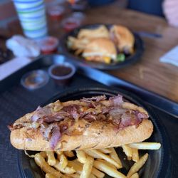 Fire 150 Grill & Fry - Tri Tip Sammich