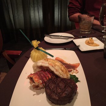 Mignon's Steaks & Seafood - Seafood turf - Steakhouses Near Me - Biloxi, Mississippi