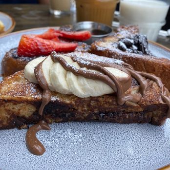 H Cafe - Nutella Stuffed Brioche French Toast - Breakfast & Brunch Near Me - Los Angeles, California