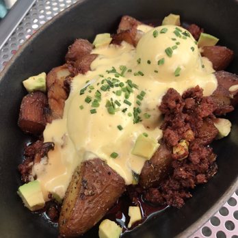 Earls Kitchen + Bar - Chorizo & mushroom hash - New American Near Me - McLean, Virginia