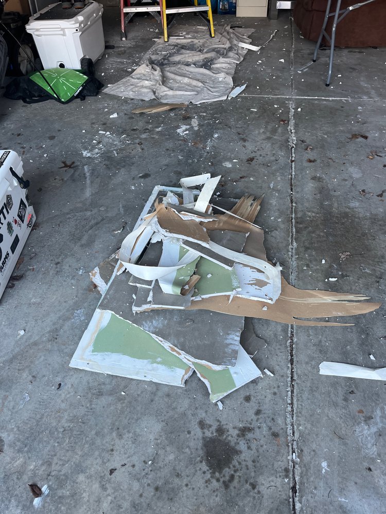 Slide of PTY Handymanny Services