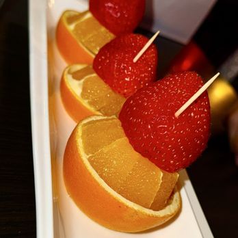 Sushi Man - Fresh oranges every time! So sweet & juicy. - Sushi Bars Near Me - Newton, Massachusetts Sushi Man - Fresh oranges every time! So sweet & juicy. - Sushi Bars Near Me - Newton, Massachusetts