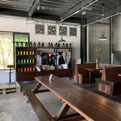 Pescadores Casa Cervecera - Inside