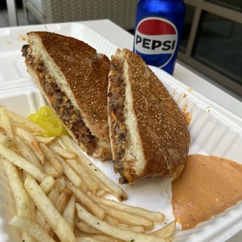 Mr Shawarma - Habibi Burger Combo - Food Trucks Near Me - San Diego, California