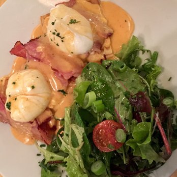 Peck 20 - Breakfast & Brunch Near Me - Saint-Gilles, BRU Peck 20 - Breakfast & Brunch Near Me - Saint-Gilles, BRU