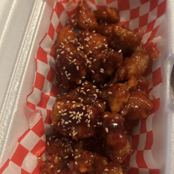 Munchyroad - Fried Chicken in sweet & spicy sauce - Korean Near Me - Las Vegas, Nevada Munchyroad - Fried Chicken in sweet & spicy sauce - Korean Near Me - Las Vegas, Nevada