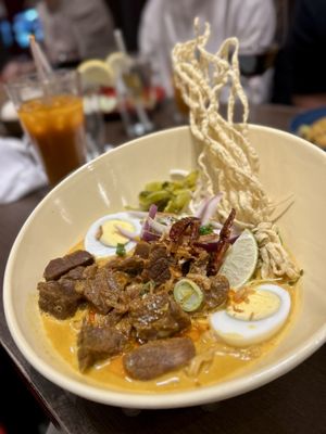 Thairoomgrand York Mills by null
