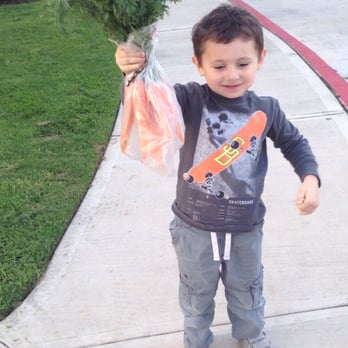 Atkinson Farm - Homegrown carrots! - Farmers Market Near Me - Spring, Texas