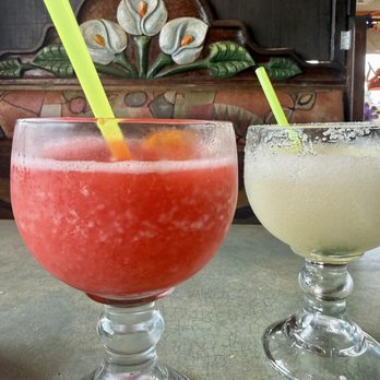 Guadalajara Grill - Regular and strawberry margaritas - Mexican Near Me - Jefferson, Oregon