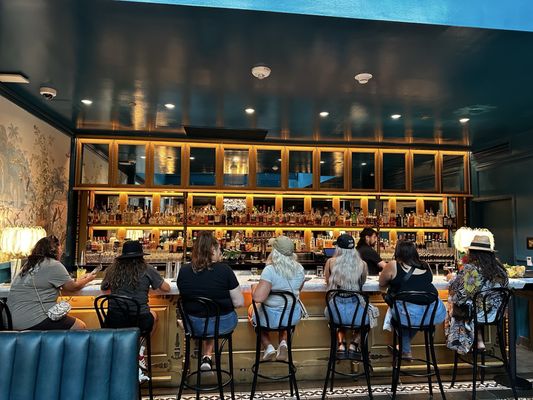 Peacock Room by null