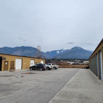 Invermere Glass - Auto Glass Services Near Me - Invermere, British Columbia Invermere Glass - Auto Glass Services Near Me - Invermere, British Columbia