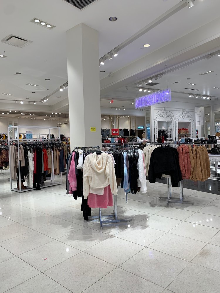 FOREVER 21 21 Photos & 17 Reviews 15900 La Cantera Pkwy, San