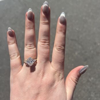 Adore Nail Lounge - Silver Cat Eye - Nail Salons Near Me - Livermore, California Adore Nail Lounge - Silver Cat Eye - Nail Salons Near Me - Livermore, California