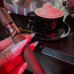 The Burnt Leaf Lounge - Amazing Coffee Deadwood Fat Bottom Betty