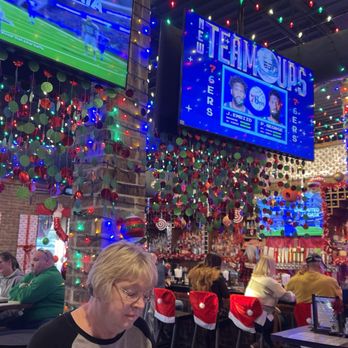 IRON HORSE BAR & GRILL LEES SUMMIT - Updated April 2025 - 144 Photos