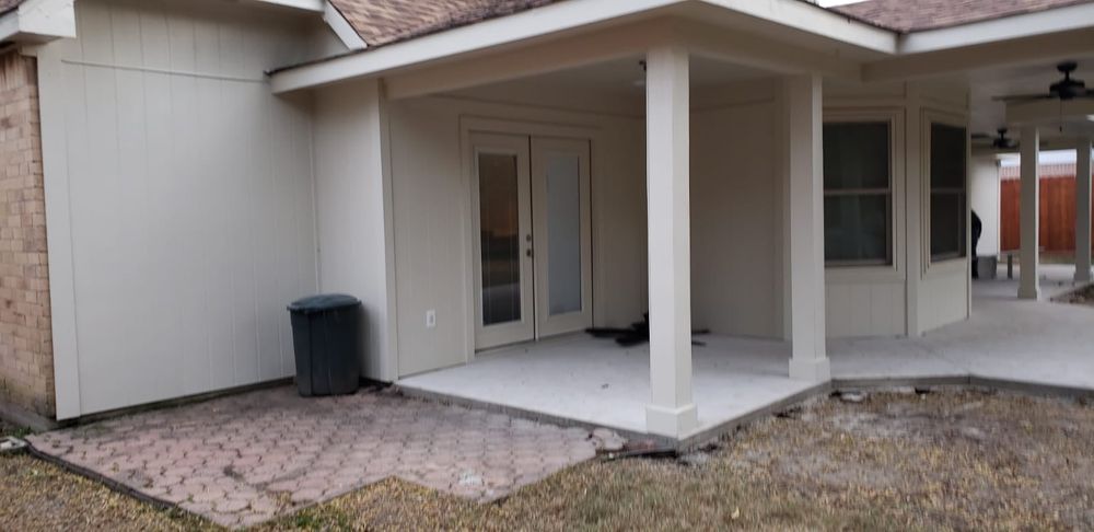 Slide of T&H General Contractor