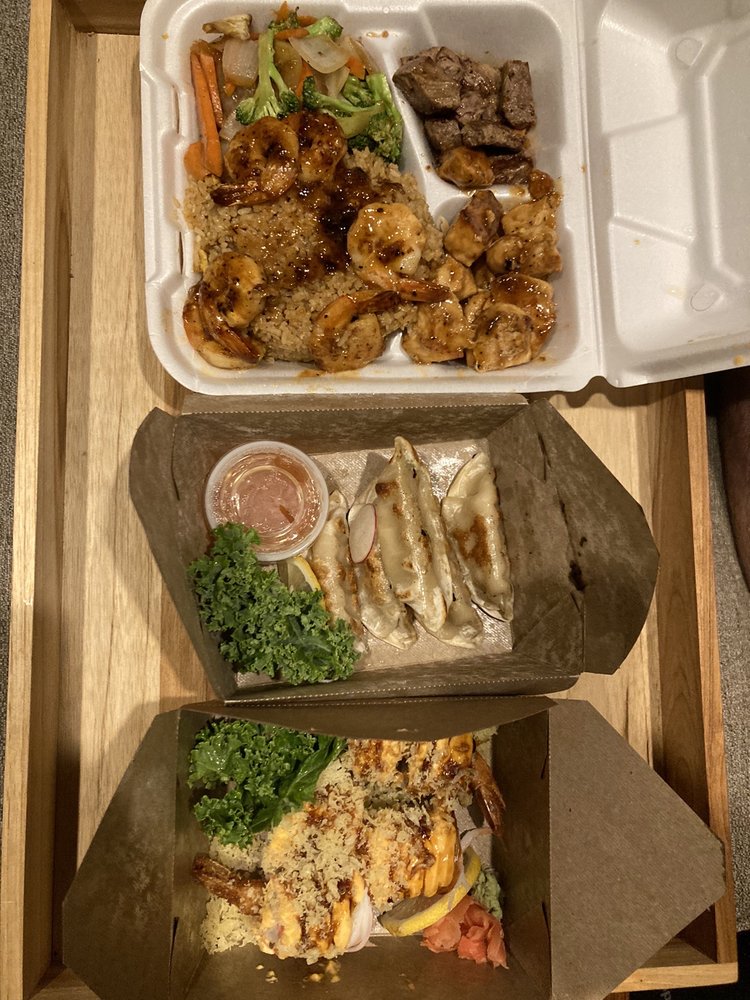 Namina Sushi & Hibachi Express, Ottawa Roadtrippers