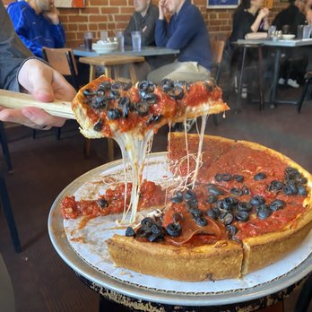 Zachary's Chicago Pizza - Pizza Near Me - Berkeley, California