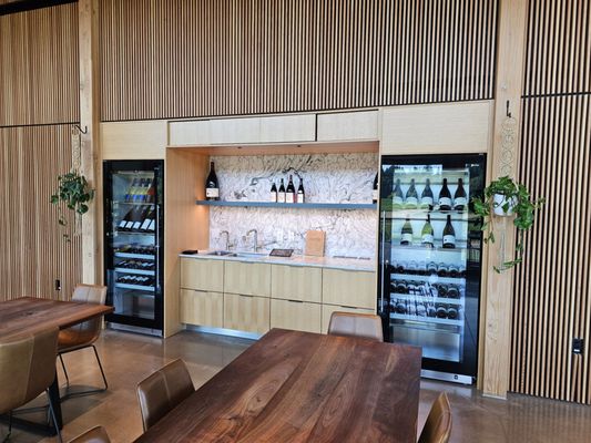 Elk Cove Vineyards by null
