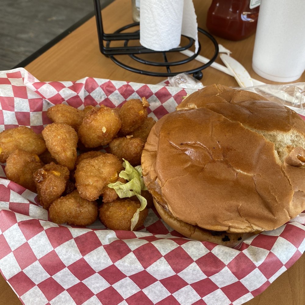 Smoke House BBQ - All American cheeseburger and corn nuggets - Barbeque Near Me Smoke House BBQ - All American cheeseburger and corn nuggets - Barbeque Near Me