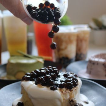 Feng Cha Teahouse - Chiffon cake with boba - Desserts Near Me - Newark, California
