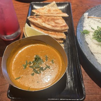Traveler's Cart - Roti Canai (VG) - Cocktail Bars Near Me - Houston, Texas