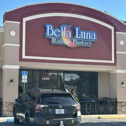 Bella Luna Italian Bistro