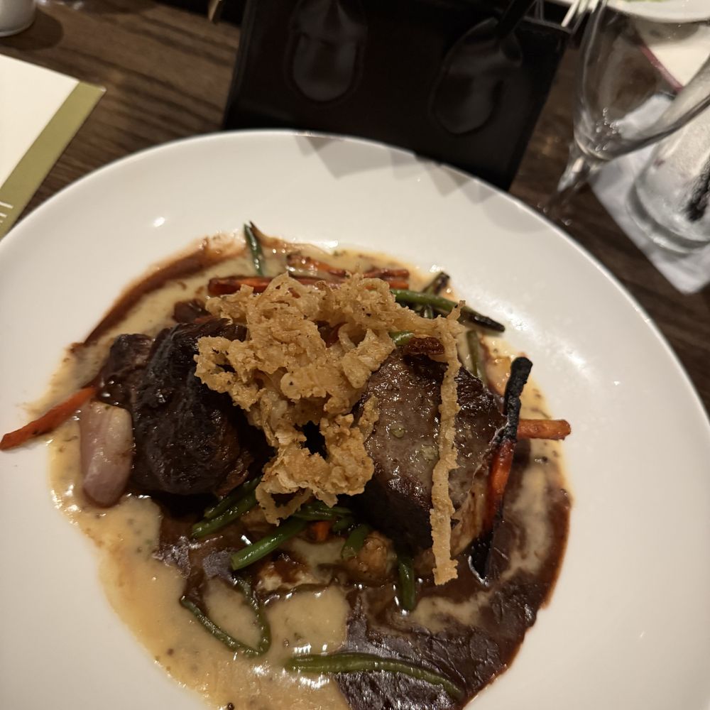 Cooper’s Hawk Winery & Restaurant - I had the prime short rib - Seafood Near Me - Alpharetta, Georgia Cooper’s Hawk Winery & Restaurant - I had the prime short rib - Seafood Near Me - Alpharetta, Georgia