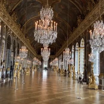 Château de Versailleo - Hall of Mirrors - Landmarks & Historical Buildings Near Me - Versailles, 78 Château de Versailleo - Hall of Mirrors - Landmarks & Historical Buildings Near Me - Versailles, 78