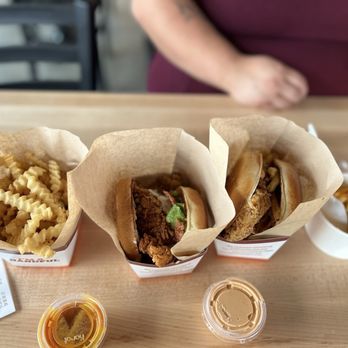 Big Chicken - Chicken sandwiches crinkle fries and sauce - Chicken Shop Near Me - Tacoma, Washington