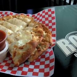 Roy's Pizza & Pasta