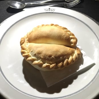 Tango Porteño-Cena Show - San Telmo - empanadas with veal - Performing Arts Near Me - Buenos Aires, C