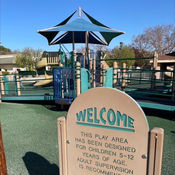 Liberty Park - Parks Near Me - Cerritos, California